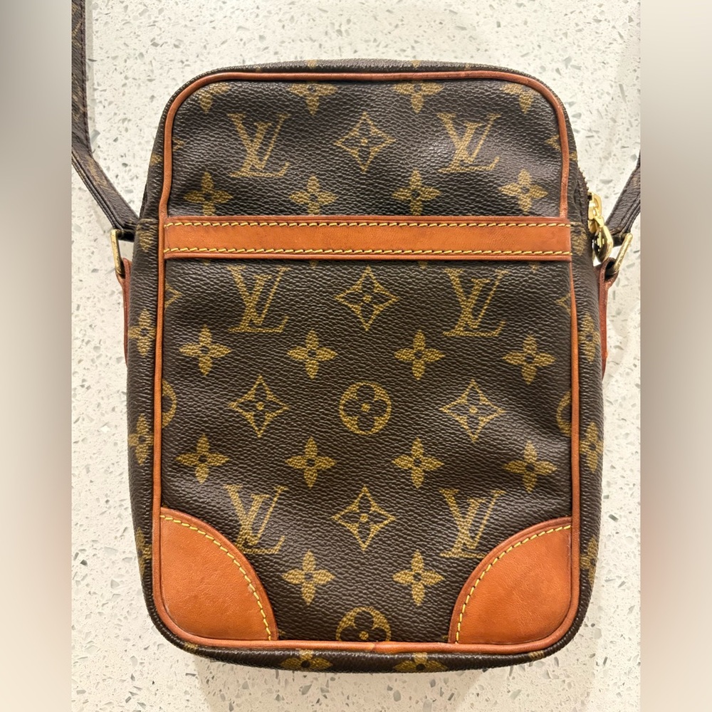SOLD - Authentic LOUIS VUITTON Danube Crossbody